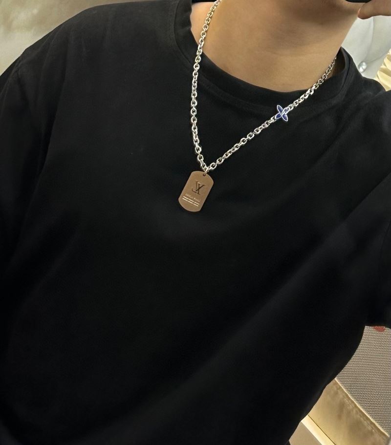 Louis Vuitton Necklaces